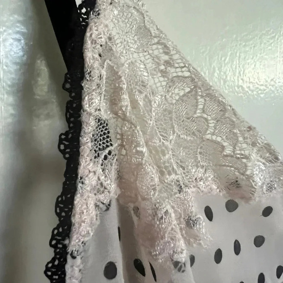Victoria's Secret Blush Sheer Polka Dot Lace Negligee Nightie Size Large - Picture 5 of 10